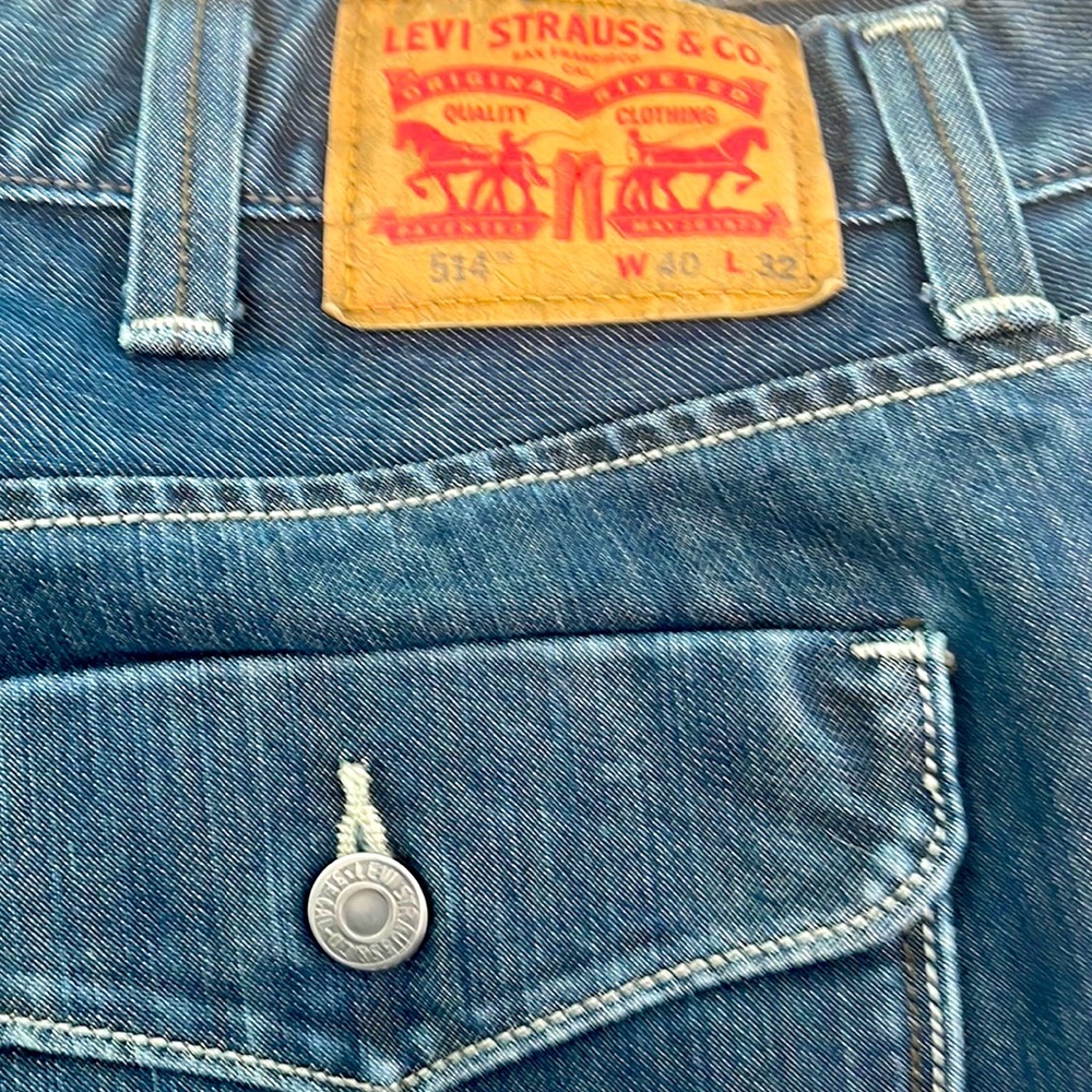 514 back flap pocket Levi’s W40xL32 little fade at the bottom